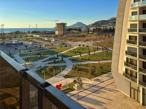 Prodaja, garsonjera, 34m², Centar, Bar - image 9
