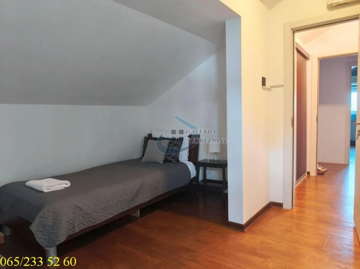 Prodaja, četvorosoban stan, 115m², Autokomanda, Voždovac Sve Podlokacije