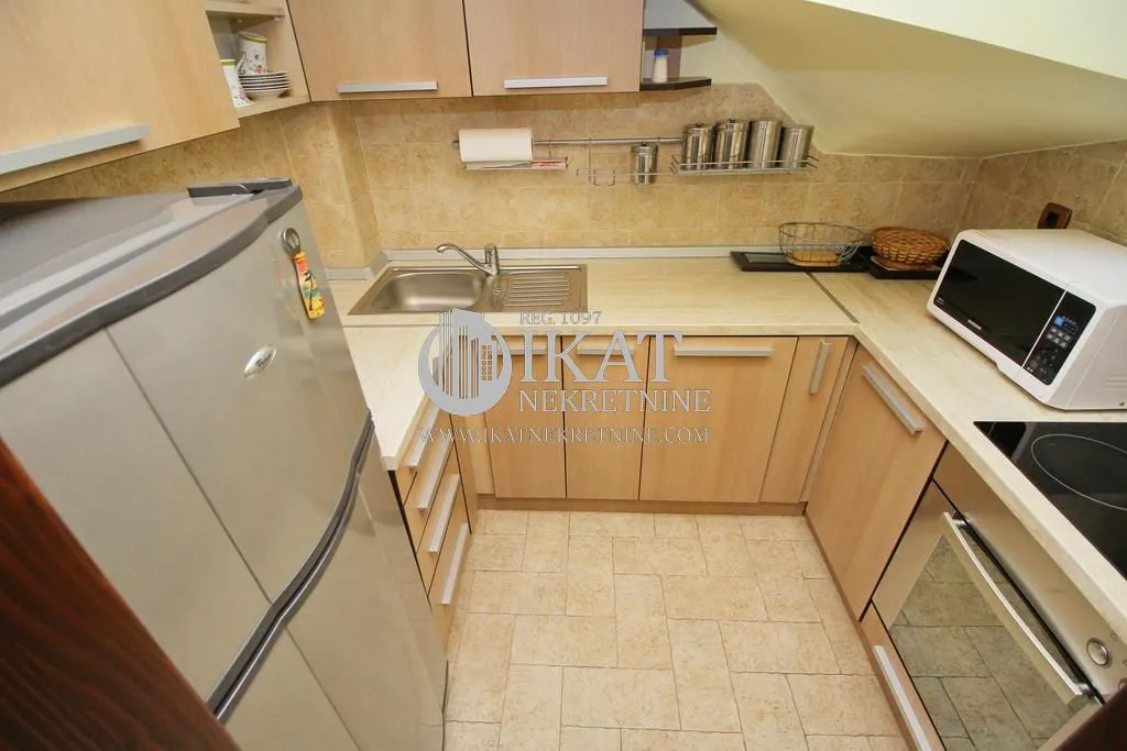 Prodaja, trosoban stan, 89m², Palisad, Zlatibor