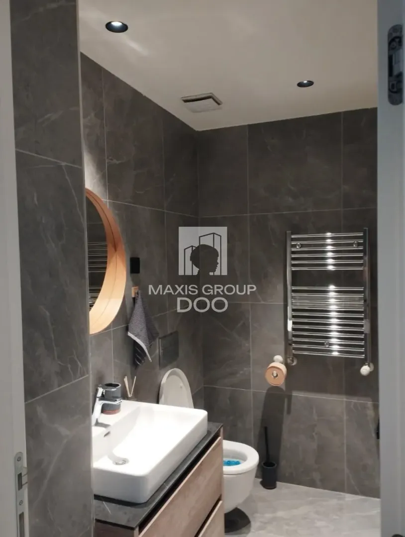 Izdavanje, jednosoban stan, 28m², Savski Venac, Beograd