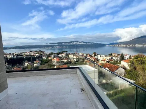 Izdavanje, dvosoban stan, 159m², Tivat, Crna Gora - image 9