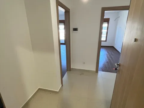 Prodaja, dvosoban stan, 72m², Master Kvart, Podgorica - image 2