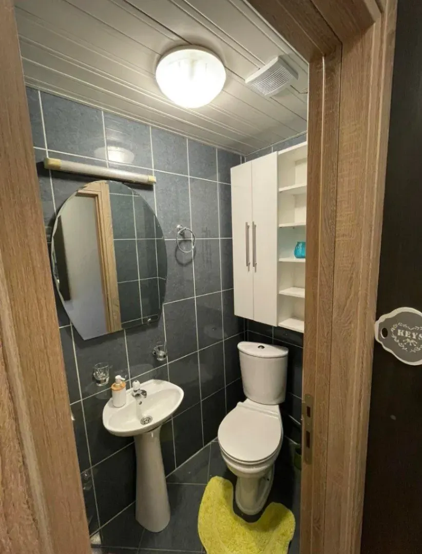 Izdavanje, dvosoban stan, 73m², Stari Aerodrom, Podgorica