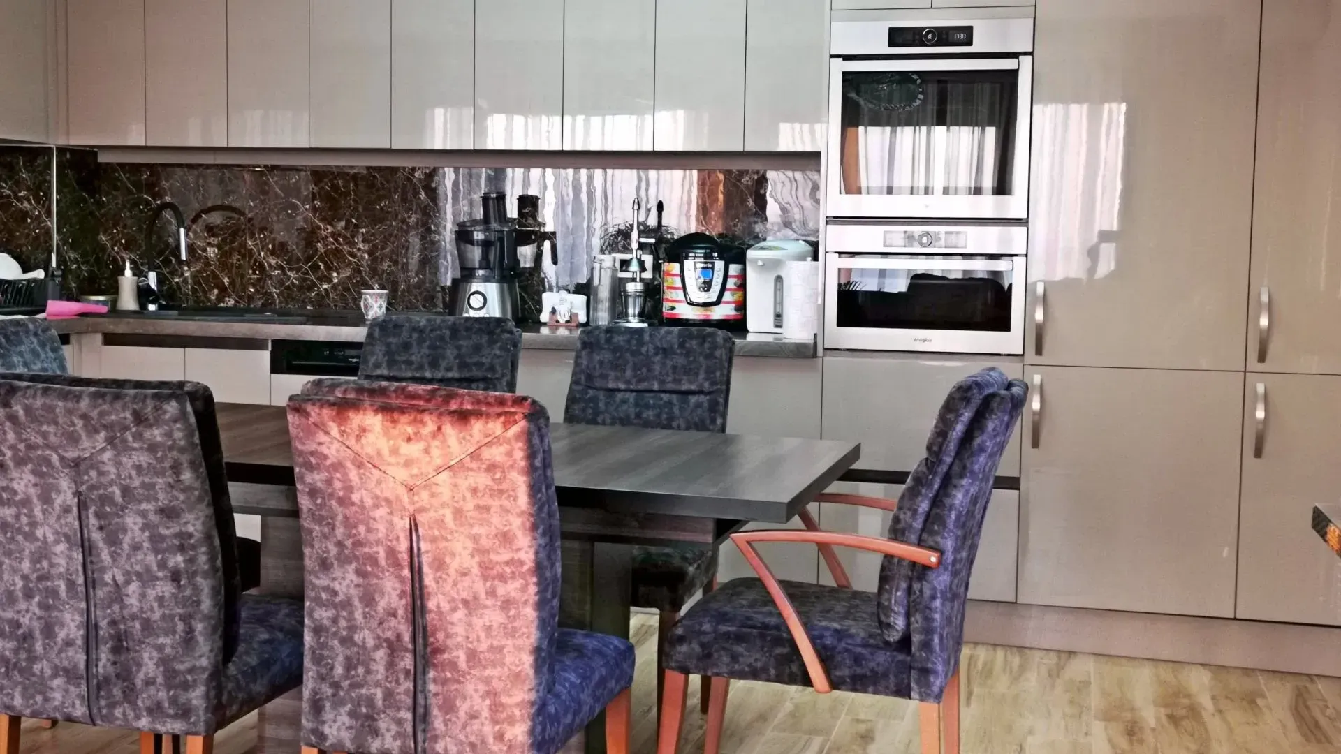 Prodaja, kuća, 207m², Bar, Crna Gora