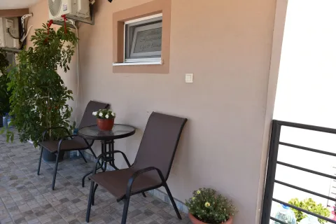 Rent, one bedroom apartment, 30m², Mrčevac, Tivat - image 15