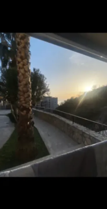 Izdavanje, dvosoban stan, 78m², Sveti Stefan, Budva