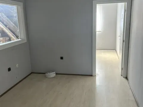 Rent, office space, 120m², Zemun Ugrinovci, Zemun Sve Podlokacije