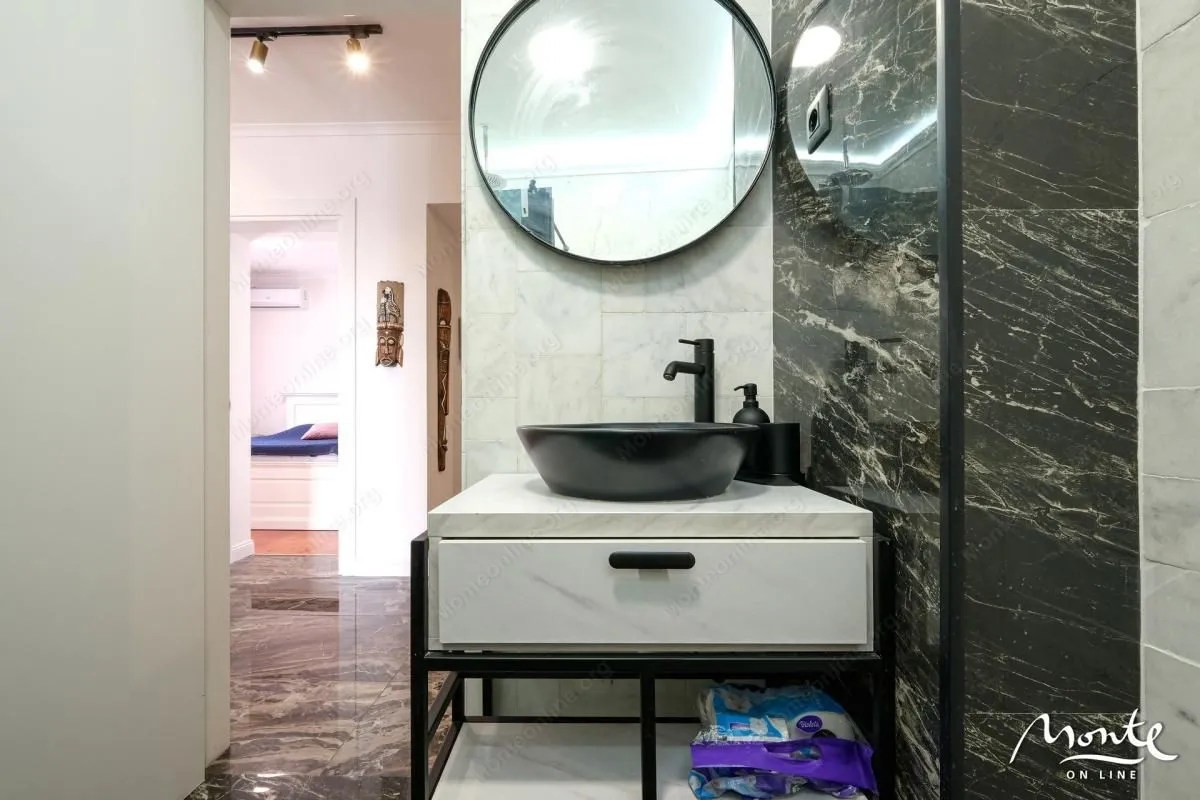 Prodaja, trosoban stan, 140m², Budva, Crna Gora