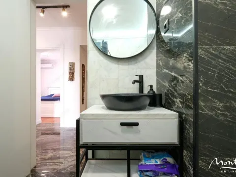 Prodaja, trosoban stan, 140m², Budva, Crna Gora - image 1