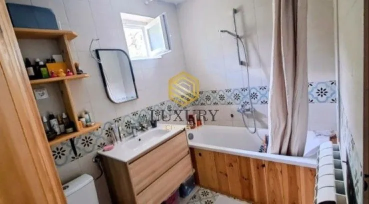 Prodaja, kuća, 105m², Piperi, Podgorica