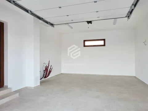 Rent, house, 190m², Golubac, Srbija - image 14