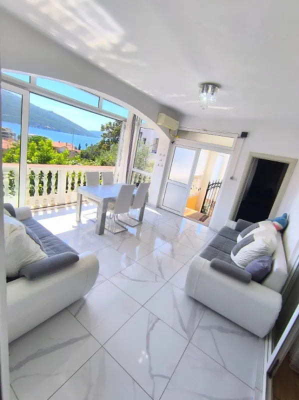 Prodaja, dvosoban stan, 84m², Kumbor, Herceg Novi
