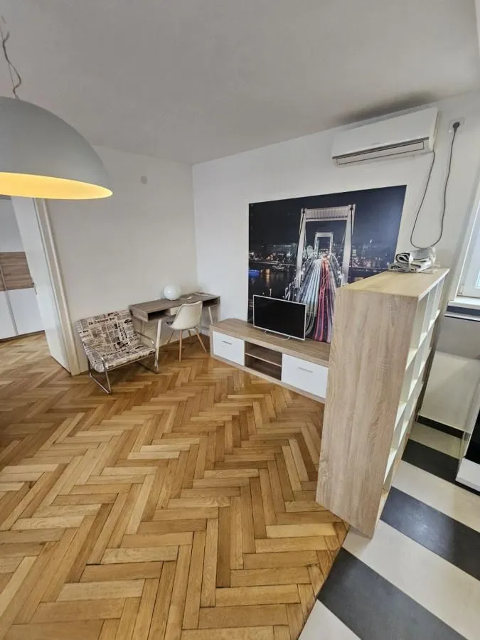 Prodaja, dvosoban stan, 48m², Stari grad, Novi Sad