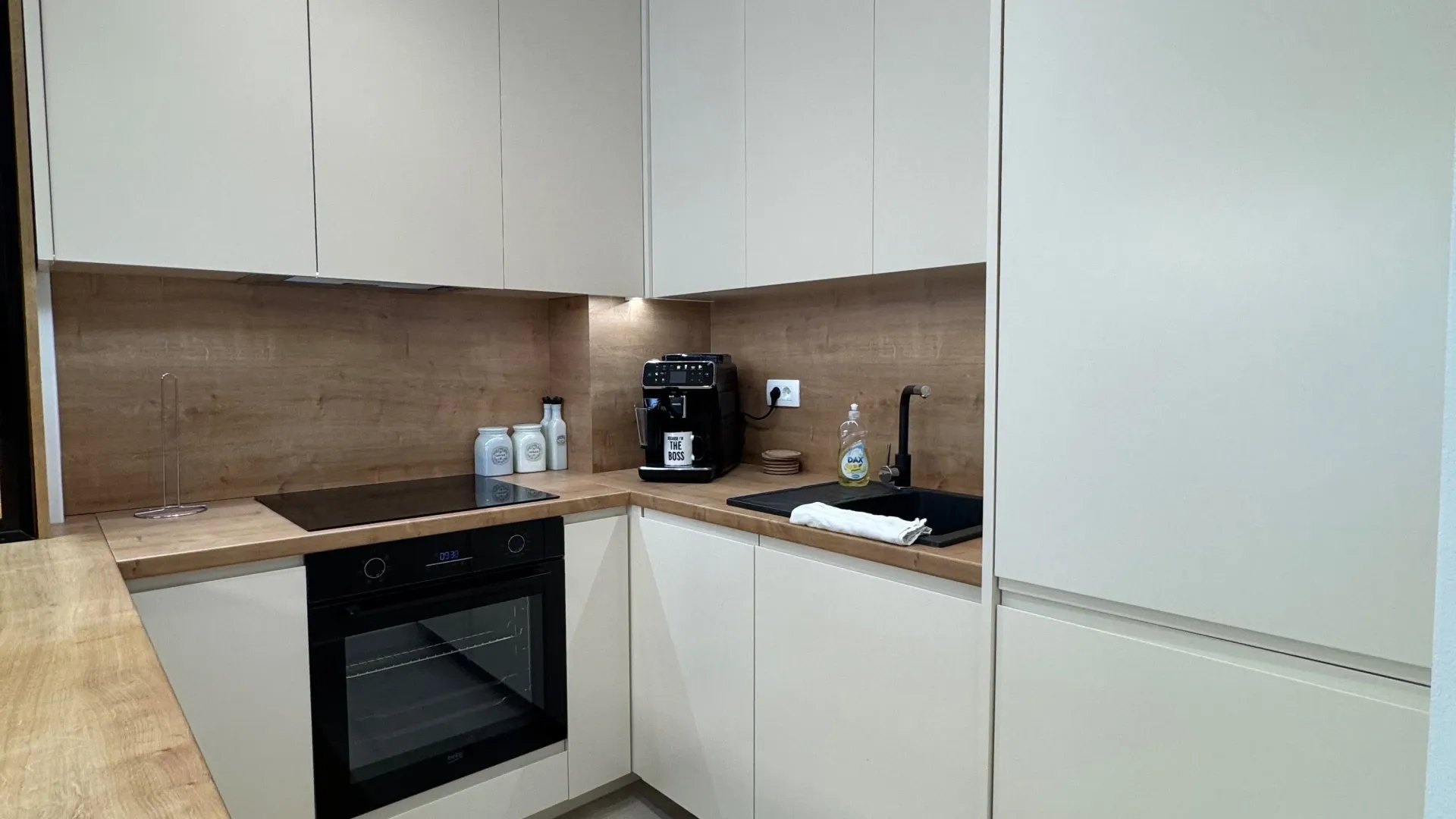 Sale, one bedroom apartment, 68m², Centar, Bar