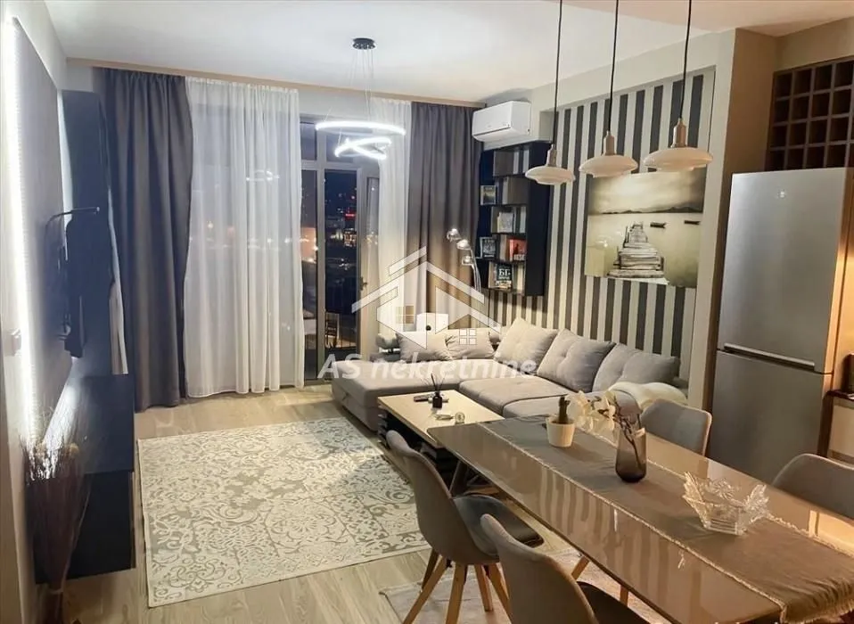 Rent, two bedroom apartment, 56m², Savski Venac, Beograd