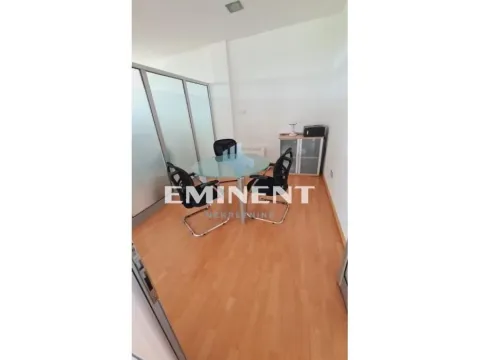 Izdavanje, poslovni prostor, 650m², Nova Pazova, Stara Pazova - image 3