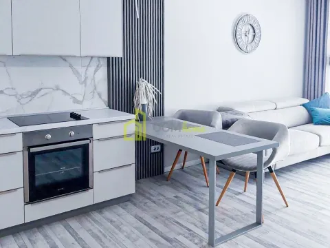 Izdavanje, dvosoban stan, 68m², Centar, Podgorica - image 5