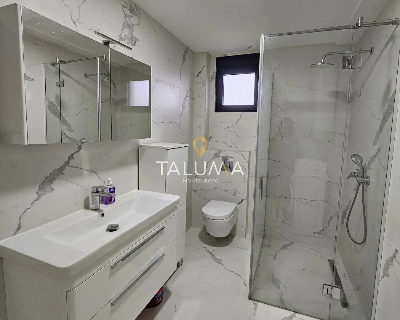 Rent, two bedroom apartment, 100m², Blok 9, Podgorica