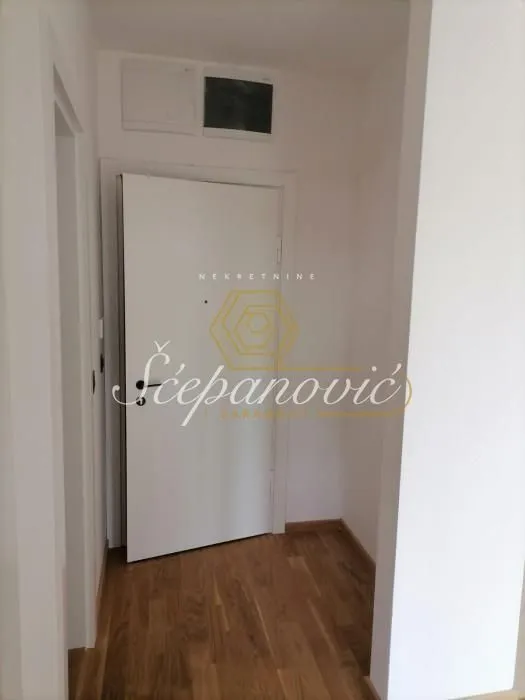 Prodaja, dvosoban stan, 45m², Sajam, Novi Sad Sve Podlokacije