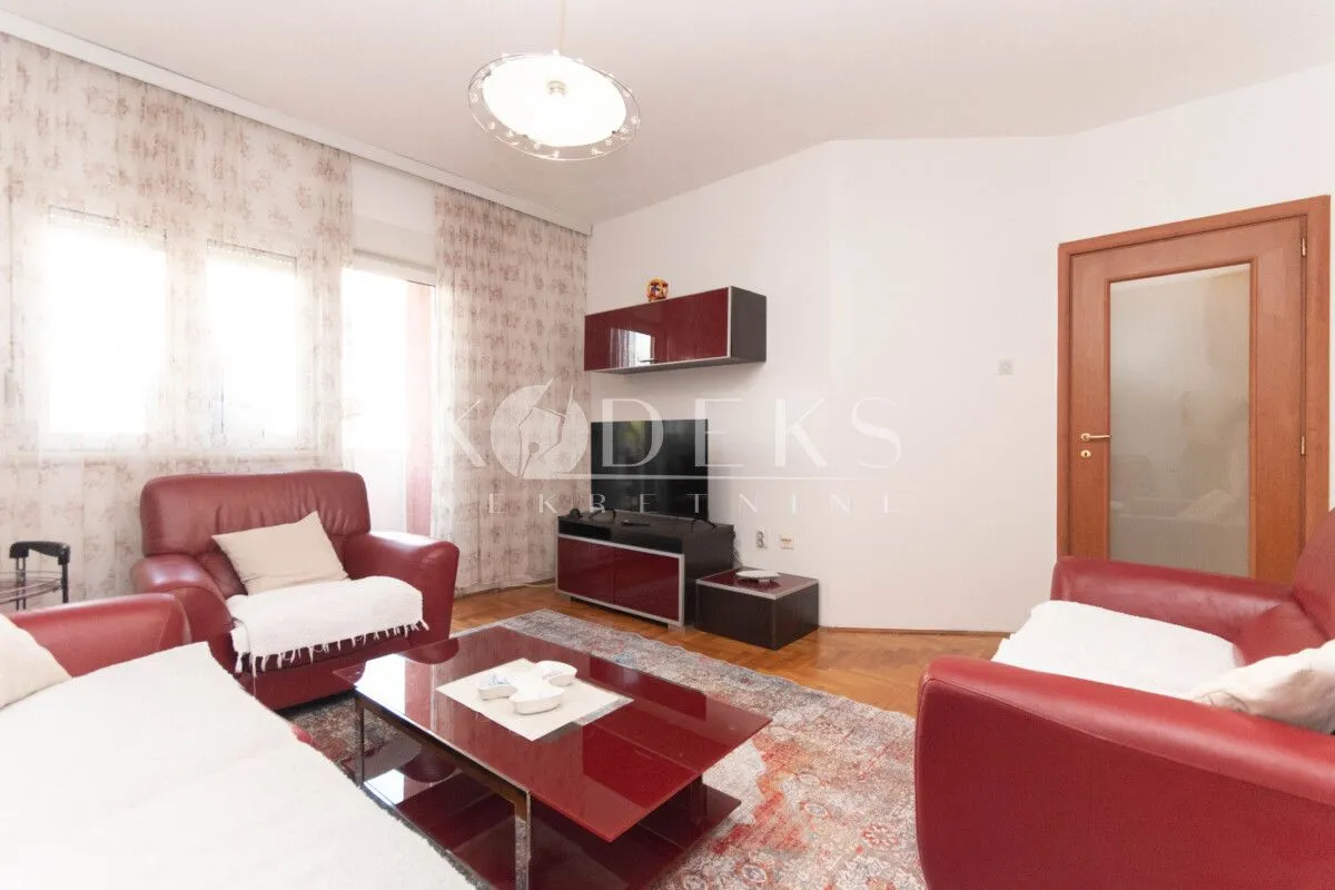 Izdavanje, dvosoban stan, 57m², Preko Morače, Podgorica