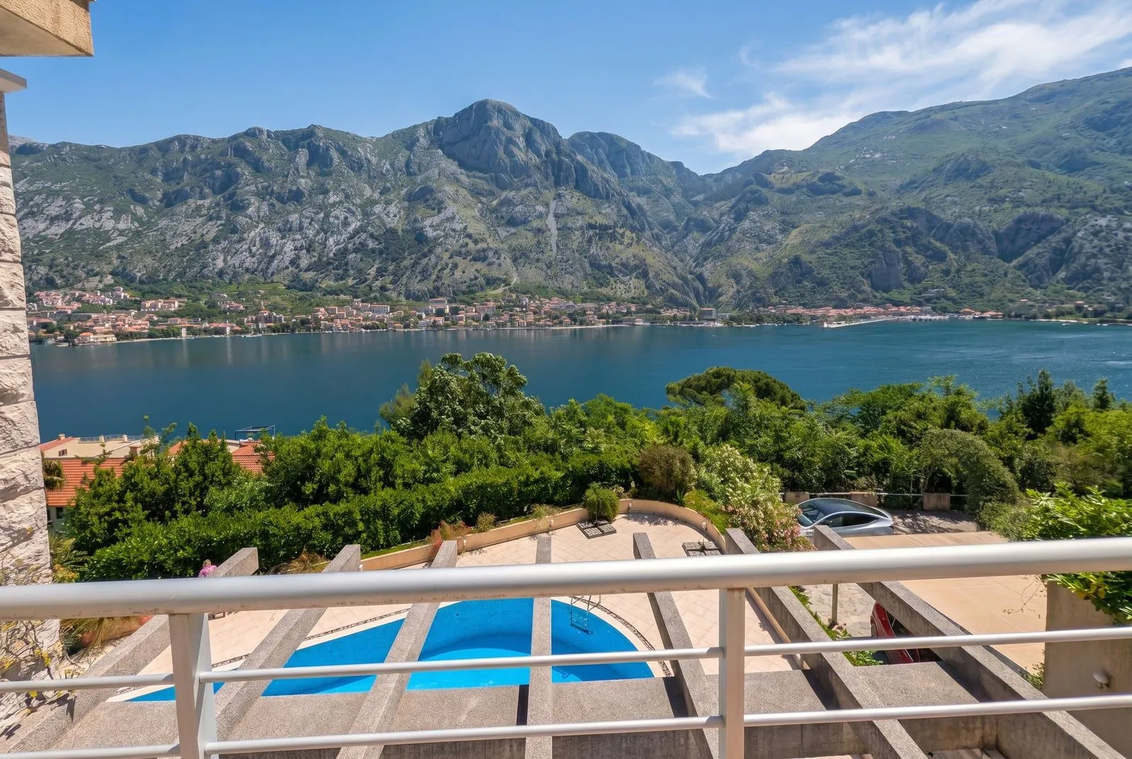 Prodaja, trosoban stan, 92m², Muo, Kotor