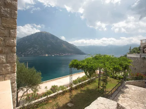 Sale, house, 235m², Kostanjica, Kotor - image 49
