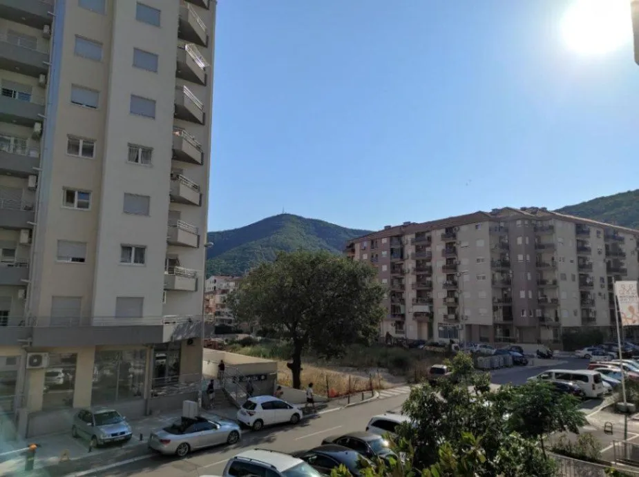 Prodaja, dvosoban stan, 78m², Rozino, Budva