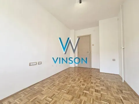 Izdavanje, trosoban stan, 53m², Sajam, Novi Sad Sve Podlokacije