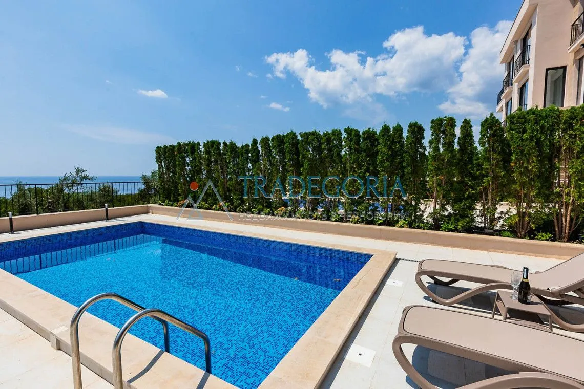 Prodaja, kuća, 223m², Reževići, Budva