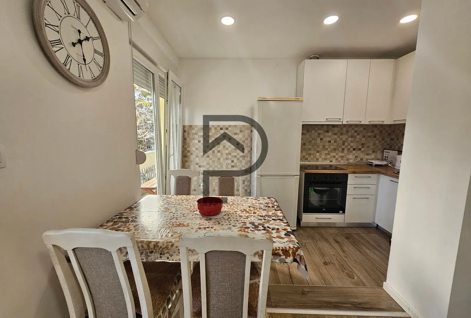 Rent, one bedroom apartment, 57m², Autobuska stanica, Podgorica