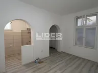 Prodaja, kuća, 38m², Vračar Hram, Vračar Sve Podlokacije - image 3