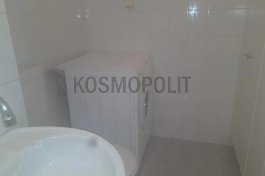 Prodaja, trosoban stan, 74m², Banovo Brdo, Beograd