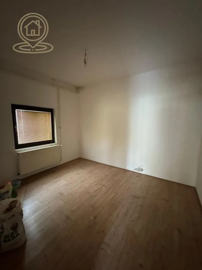 Prodaja, kuća, 270m², Voždovac Sve Podlokacije, Beograd