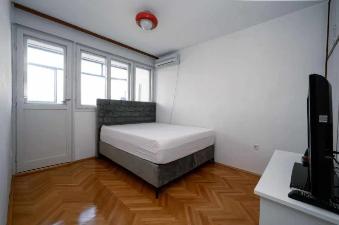 Prodaja, dvosoban stan, 68m², Drpe Mandića, Podgorica