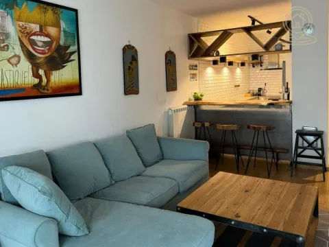 Izdavanje, dvosoban stan, 63m², Tašmajdan, Palilula Sve Podlokacije - image 2