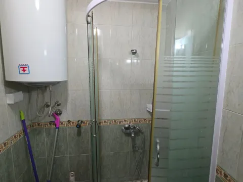 Rent, two bedroom apartment, 65m², Podgorica, Crna Gora - image 12