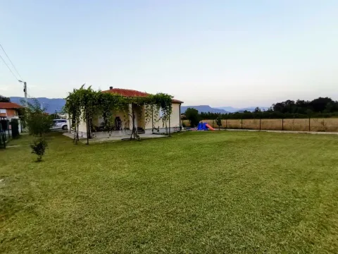 Rent, house, 70m², Kosić, Danilovgrad - image 2