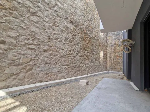 Prodaja, jednosoban stan, 52m², Gorica C, Podgorica - image 16