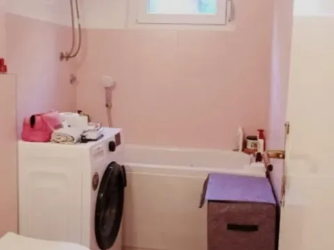 Izdavanje, dvosoban stan, 40m², Herceg Novi, Crna Gora - image 4