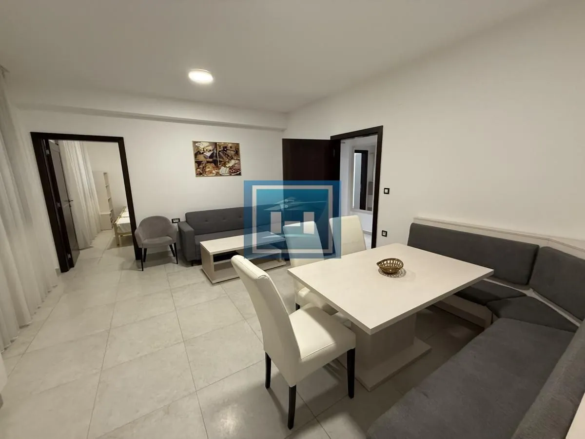 Prodaja, dvosoban stan, 72m², Aqua park, Jagodina
