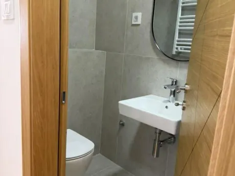 Izdavanje, četvorosoban stan, 105m², Bulevar Oslobodjenja, Novi Sad Sve Podlokacije - image 29