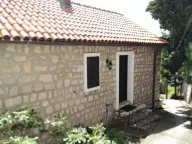 Izdavanje, kuća, 140m², Katun Reževići, Budva - image 5