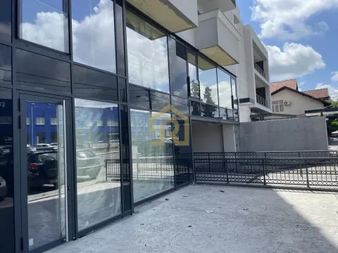 Rent, office space, 186m², Trošarina, Voždovac Sve Podlokacije