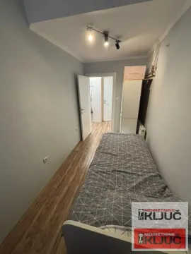 Prodaja, trosoban stan, 80m², Liman 4, Novi Sad Sve Podlokacije - image 10