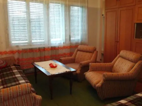 Sale, house, 250m², Beograd, Srbija - image 8