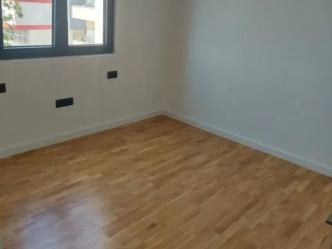 Rent, office space, 83m², City Kvart, Podgorica - image 4