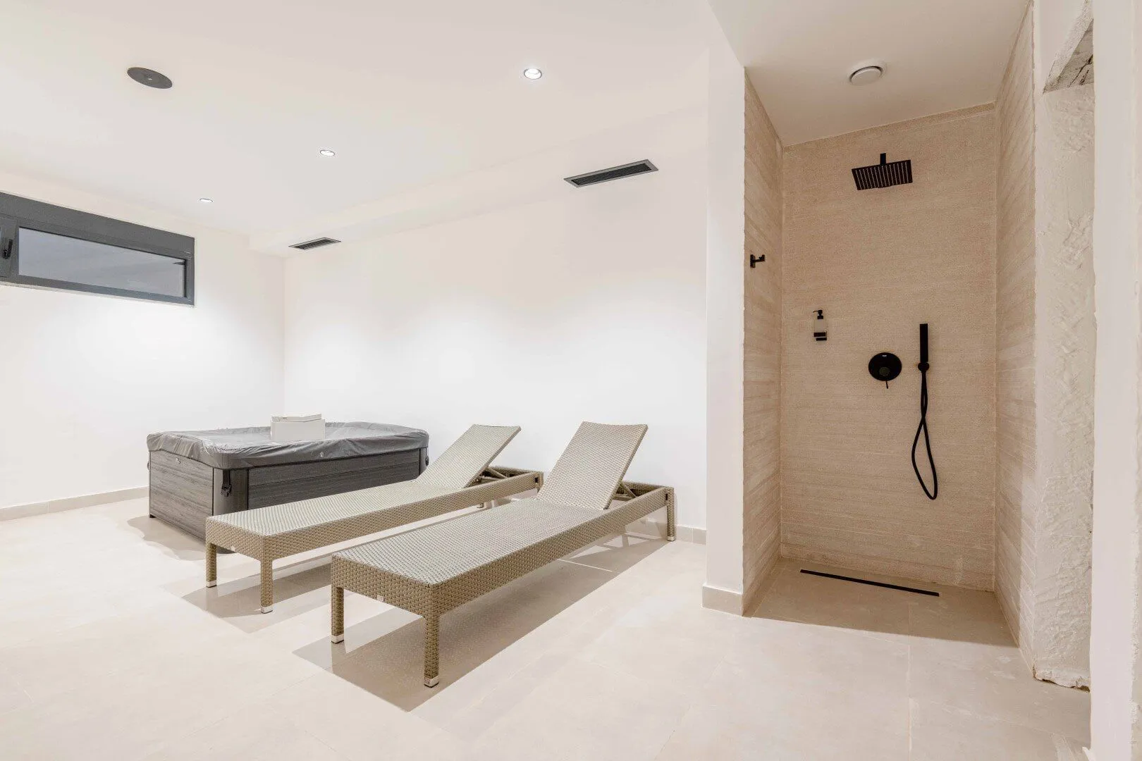 Sale, house, 240m², Kamenovo, Budva