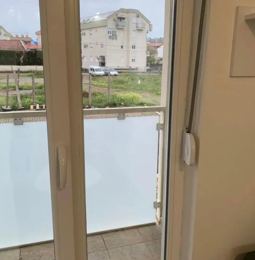 Izdavanje, jednosoban stan, 33m², Zabjelo, Podgorica