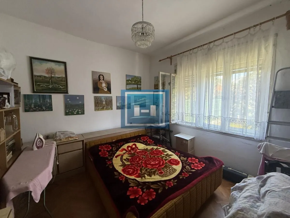 Prodaja, kuća, 108m², Centar, Jagodina