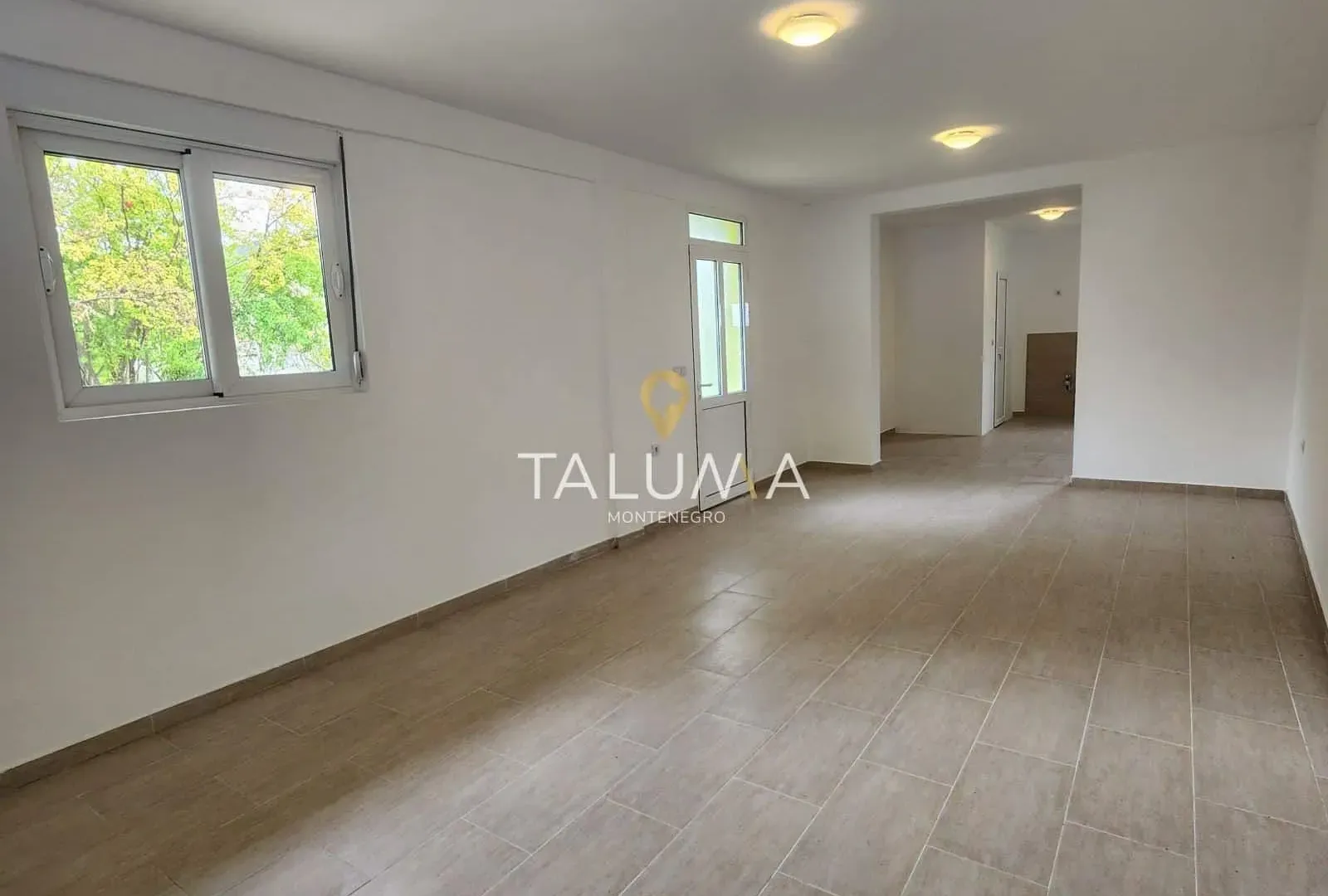 Rent, office space, 56m², Spuž, Danilovgrad